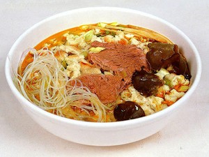 Slurppp... Nikmatnya Yangrou Paomo Halal Di Xian!
