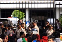 Pendemo meminta DPT fiktif diserusi dan bukan hanya angin lalu.