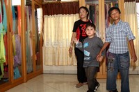 Artis cilik itu mengaku datang ke tempat Dorce untuk bersilaturahmi jelang bulan Ramadhan. Herianto Batubara/detikHot.