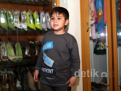 Baim Cilik Kunjungi Museum Dorce Gamalama