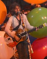 The Flaming Lips Gelar 8 Konser Sehari