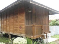 Tempat menginap di Sumaru Endo. Kisaran harganya Rp175.000-400.000, cocok untuk menghabiskan malam di tepian danau.