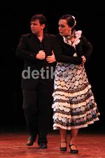 Menghentak-hentak ala Flamenco Spanyol