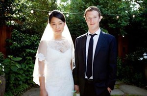 Gaya Sederhana Pernikahan Miliuner Facebook