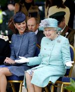 Keakraban Ratu Elizabeth dan Kate Middleton