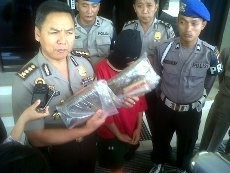 Wanita Muda Tertangkap Tangan Bawa Ganja 4,2 Kg di Semarang