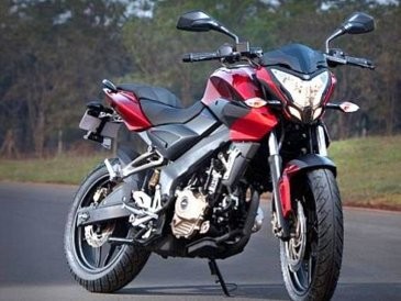 Sambut Pulsar 200NS Bajaj Segera Bikin Pabrik di Indonesia