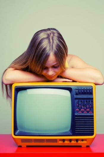 Tontonan yang Tak Baik untuk Perkembangan Anak