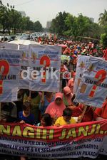 Warga Tanah Merah Kembali Tuntut KTP