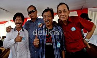 Kini mereka ikut mengkampanyekan anti narkoba.