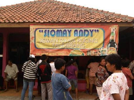 2 Anjing Pembuka Kunci Pembunuhan Penjual Siomay Ngetop