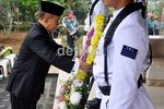 Menkop & UKM Ziarah ke Makam Bung Hatta