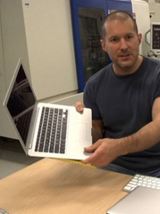 Menjelajah Kantor Pusat Apple di California
