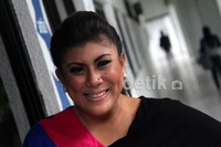 Regina dan Sean ikut meramaikan acara musik Dahsyat pada Jumat (6/7/2012). Gus Mun/detikHOT.