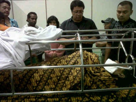Cendekiawan Moeslim Abdurahman Dimakamkan di San Diego Hills