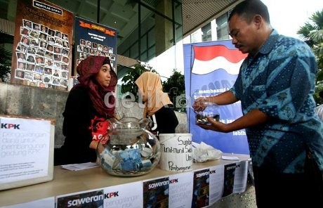 Saweran Gedung KPK Capai Rp 204 Juta 