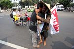 Jalan Kaki, Korban Lapindo Sampai di Jakarta