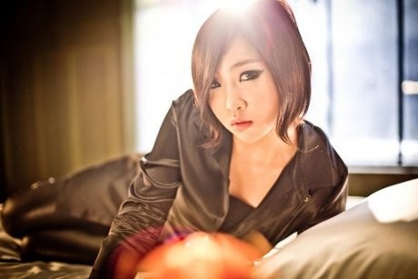 Kerap Tampil Seksi, Minzy 2NE1 Buat Perjanjian dengan Yang Hyun Suk
