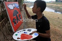 Mereka tergabung dalam Yayasan Peduli Tunas Bangsa.