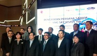 Hary Tanoesoedibjo hadir dalam pencatatan saham perdana tersebut. (Winnie).