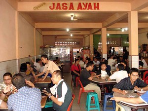 Kalau ke Banda Aceh, tidak Afdol jika tidak ngopi di Solong