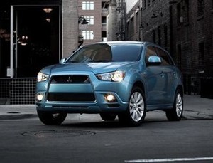 Mitsubishi Lepas 3 Outlander, Harga Mulai Rp 289 Juta