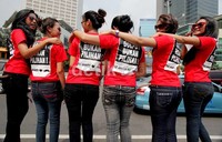 Rencananya, Gubernur DKI Jakarta akan dipilih besok oleh sekitar 7 juta pemilih di Jakarta.
