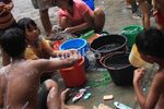 Di Jakarta, Air Bersih Susah-susah Gampang