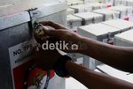 Logistik Pilkada Didistribusikan ke TPS-TPS