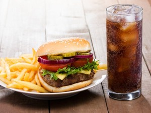 McDonalds dan Coca Cola Dikecam Jadi Sponsor Olimpiade London