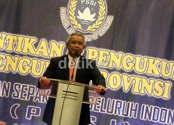 Dalam pidato sambutannya, Djohar menuntut Pengprov PSSI Sulsel serius mengembangkan bibit-bibit pesepakbola muda dari Sulsel. (M Nur Abdurrahman/detikcom).