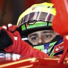 Webber Tetap di Red Bull, Ferrari Mungkin Pertahankan Massa