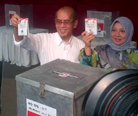 Faisal-Biem Siap Kalah, Puji Keberhasilan Jokowi