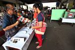 Ramai-ramai Nyoblos di Pasar Tanah Abang