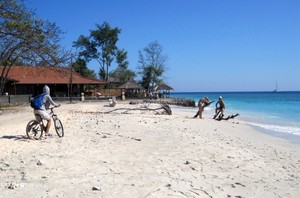 Berkenalan dengan 3 Putri Cantik Dari Lombok