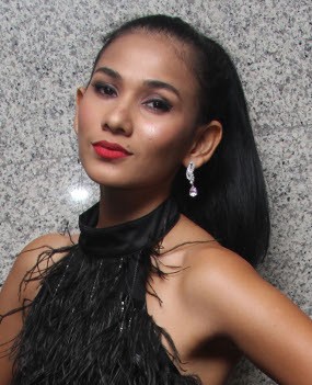 Nova Eliza Ikuti Tren Fashion Lewat Majalah