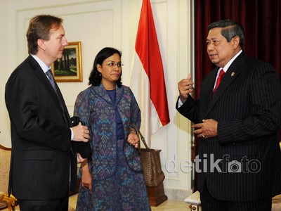 Sri Mulyani Kembali Masuk Istana Negara