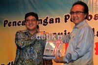 Dalam kesempatan ini BPK RI juga memberikan laporan keuangan KKP yang berpredikat wajar tanpa pengecualian dengan paragraf penjelasan.