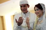 Akhirnya, Okie & Gunawan Resmi Menikah