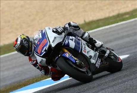 Lorenzo dan Spies Senang Ada Tulisan Jupiter Z1