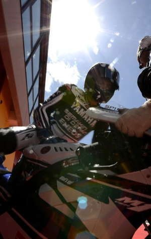 Lorenzo Sapu Bersih dan Bikin Rekor Baru