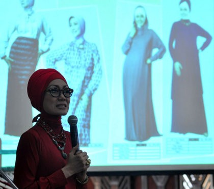 Jelang Ramadan, Okky Asokawati Gelar Fashion Show