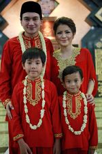 Anji & Wina Resmi Menikah