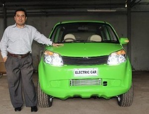 Mobil Listrik Ahmadi Idealnya Diberi Insentif