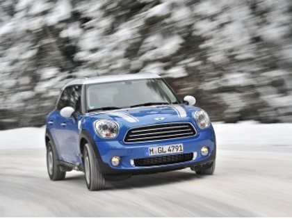 Mitsubishi Jual Pabrik dengan Harga Rp 11.000 Saja!