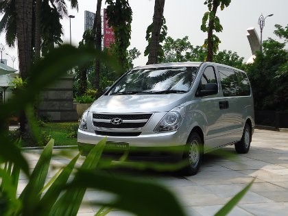 Bolak-balik Bandung-Jakarta? Coba yang Bongsor Ini