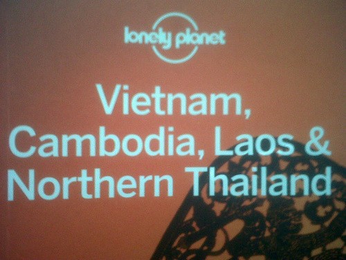 Hah? Buku Lonely Planet Dirazia di Vietnam