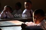 Wajah-wajah Ceria di Hari Pertama Sekolah