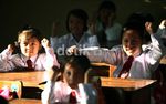 Wajah-wajah Ceria di Hari Pertama Sekolah