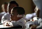 Wajah-wajah Ceria di Hari Pertama Sekolah